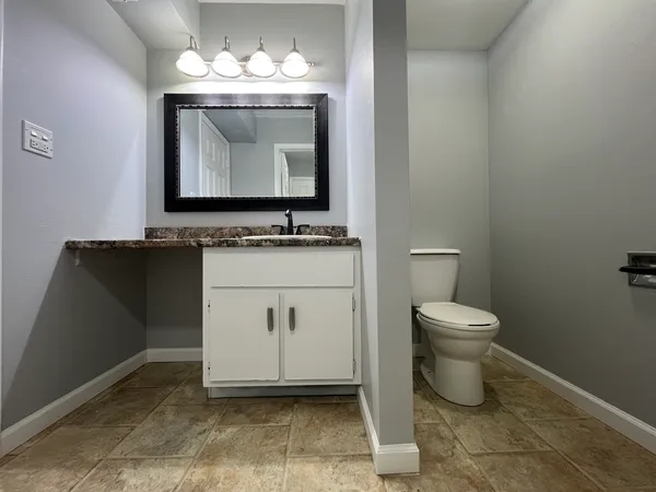 $159,900 | 1620 Richmond Street, Unit 306, Joliet, IL 60435