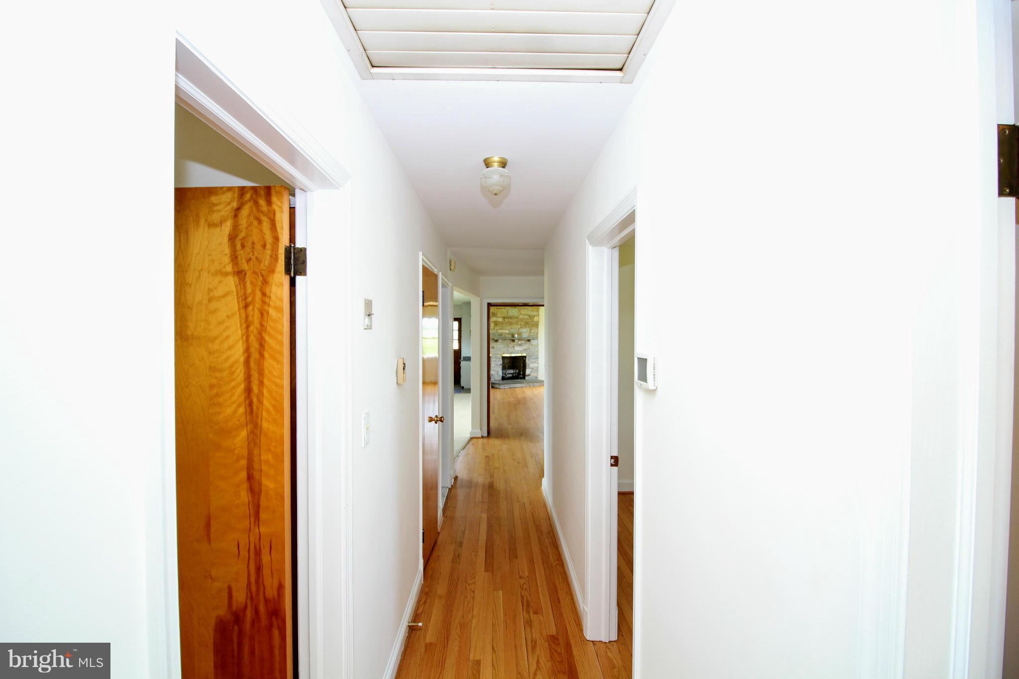 27000 Clarksburg Road Damascus, MD 20872 - Photo 20 of 30 Interior (General)
