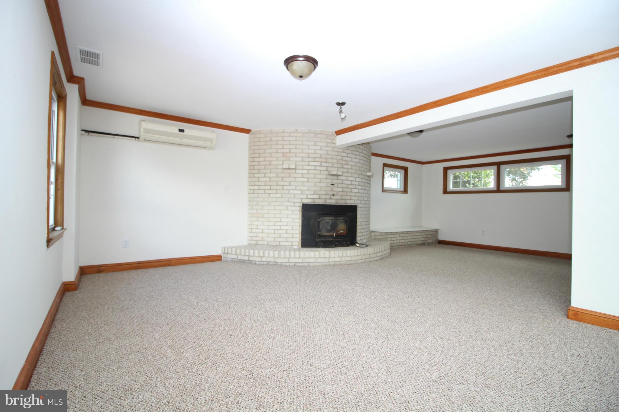 27000 Clarksburg Road Damascus, MD 20872 - Photo 22 of 30 Interior (General)