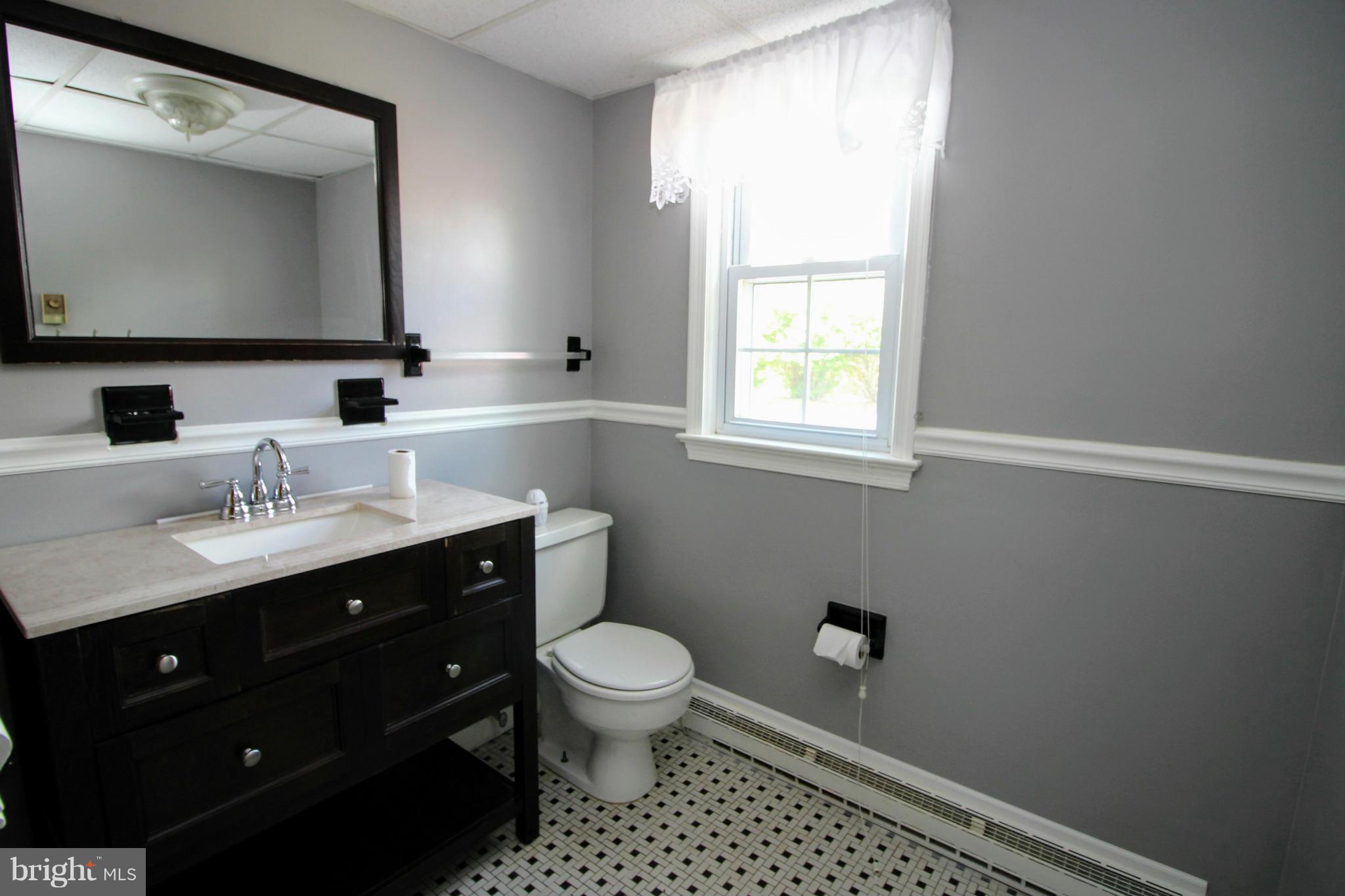 27000 Clarksburg Road Damascus, MD 20872 - Photo 23 of 30 Bath