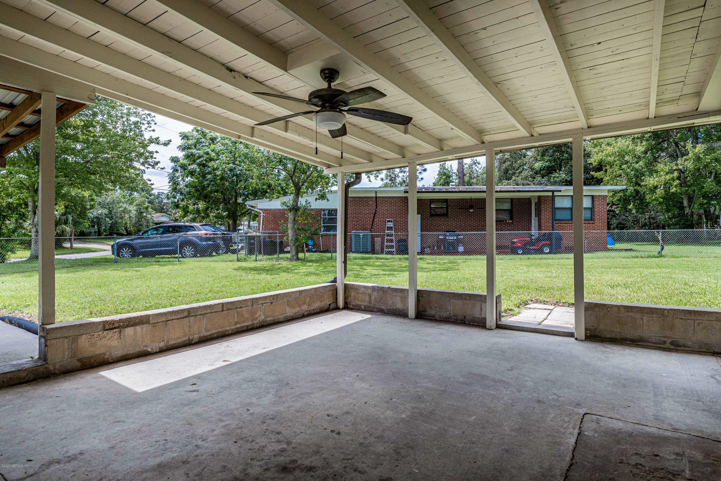 7450 Midway Road Jacksonville, FL 32244 - Photo 7 of 39 7-CARPORT2