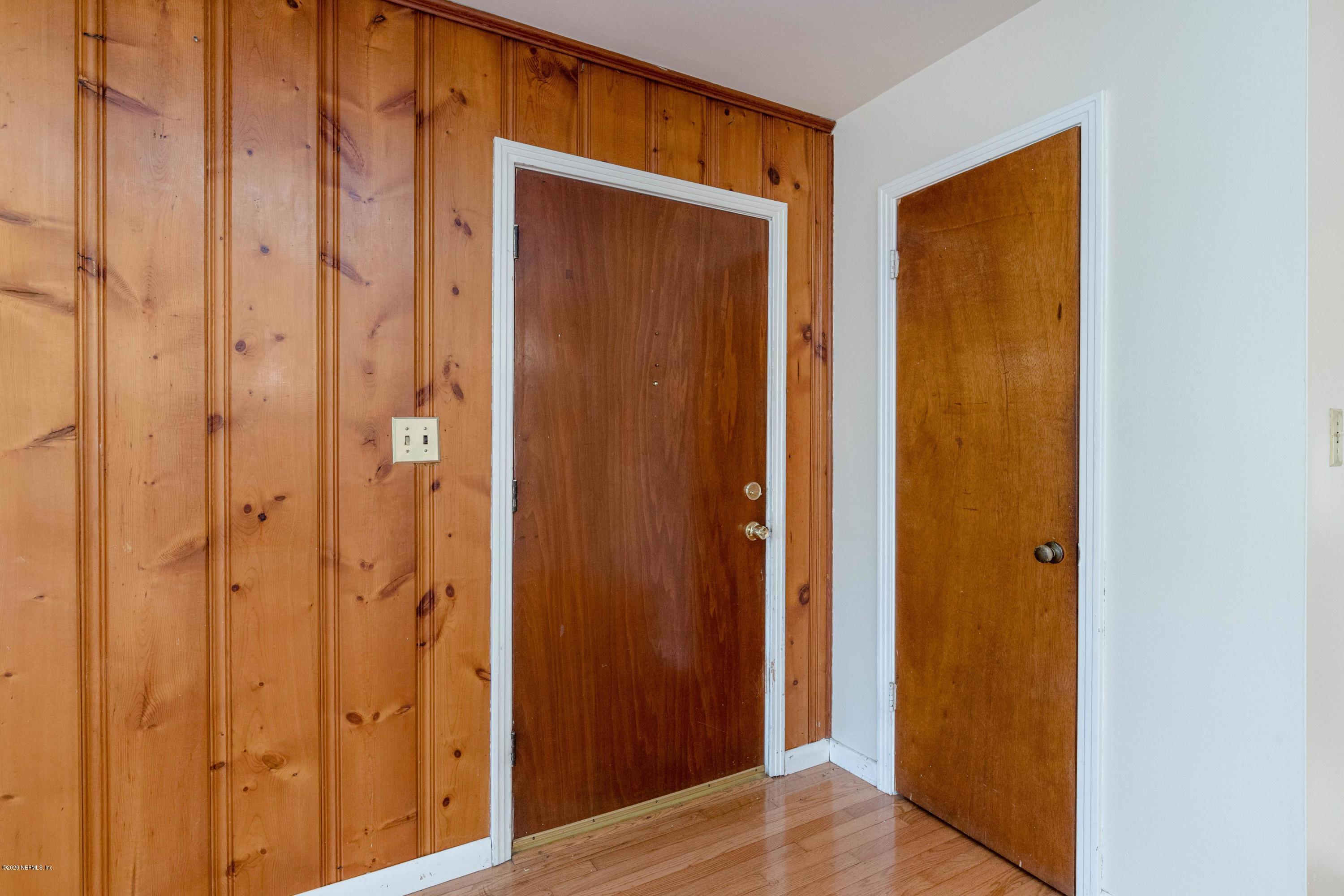 7450 Midway Road Jacksonville, FL 32244 - Photo 9 of 39 9-FOYER