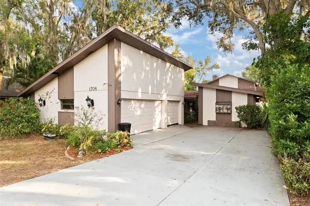 $575,000 | 1708 Richard Ervin Parkway, Tarpon Springs, FL 34688