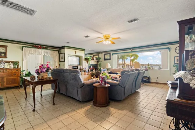 $575,000 | 1708 Richard Ervin Parkway, Tarpon Springs, FL 34688