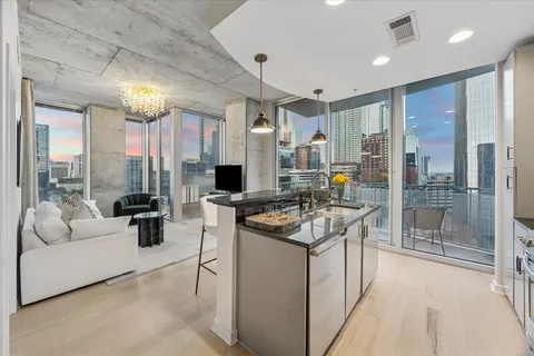 $869,500 | 360 Nueces Street, Unit 1417, Austin, TX 78701