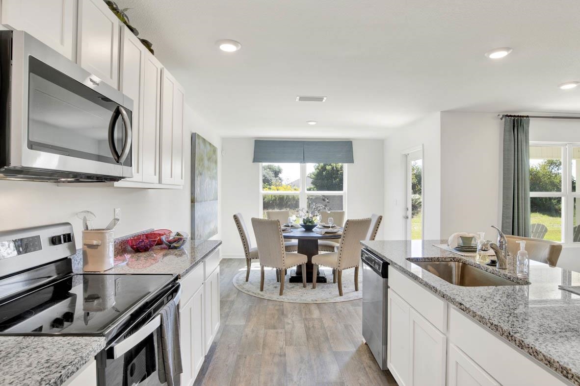 8880 Sea Star Circle Foley, AL 36535 - Photo 15 of 67 Kitchen