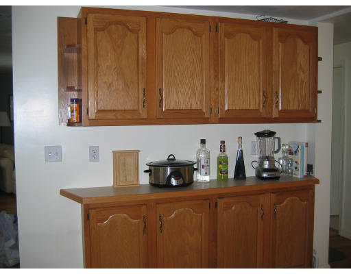 9 Warren Road Auburn, MA 01501 - Photo 8 of 21 Gallery Image 8