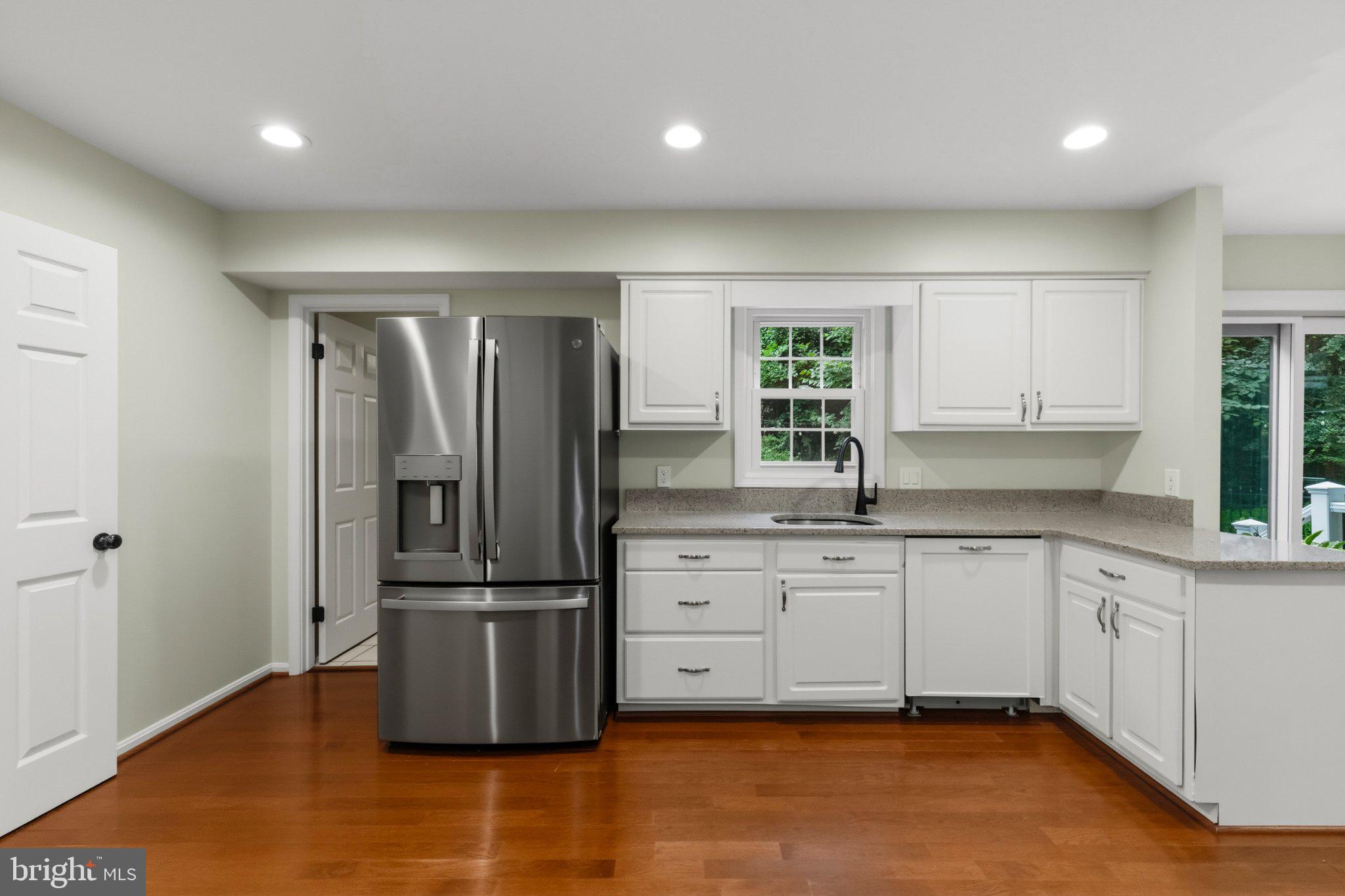 11800 Grey Birch Place Reston, VA 20191 - Photo 13 of 37 Gallery Image 13