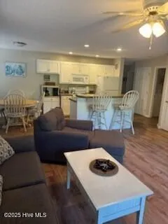 $1,850 | 3030 Marsh Winds Circle, Unit 102, Southport, NC 28461