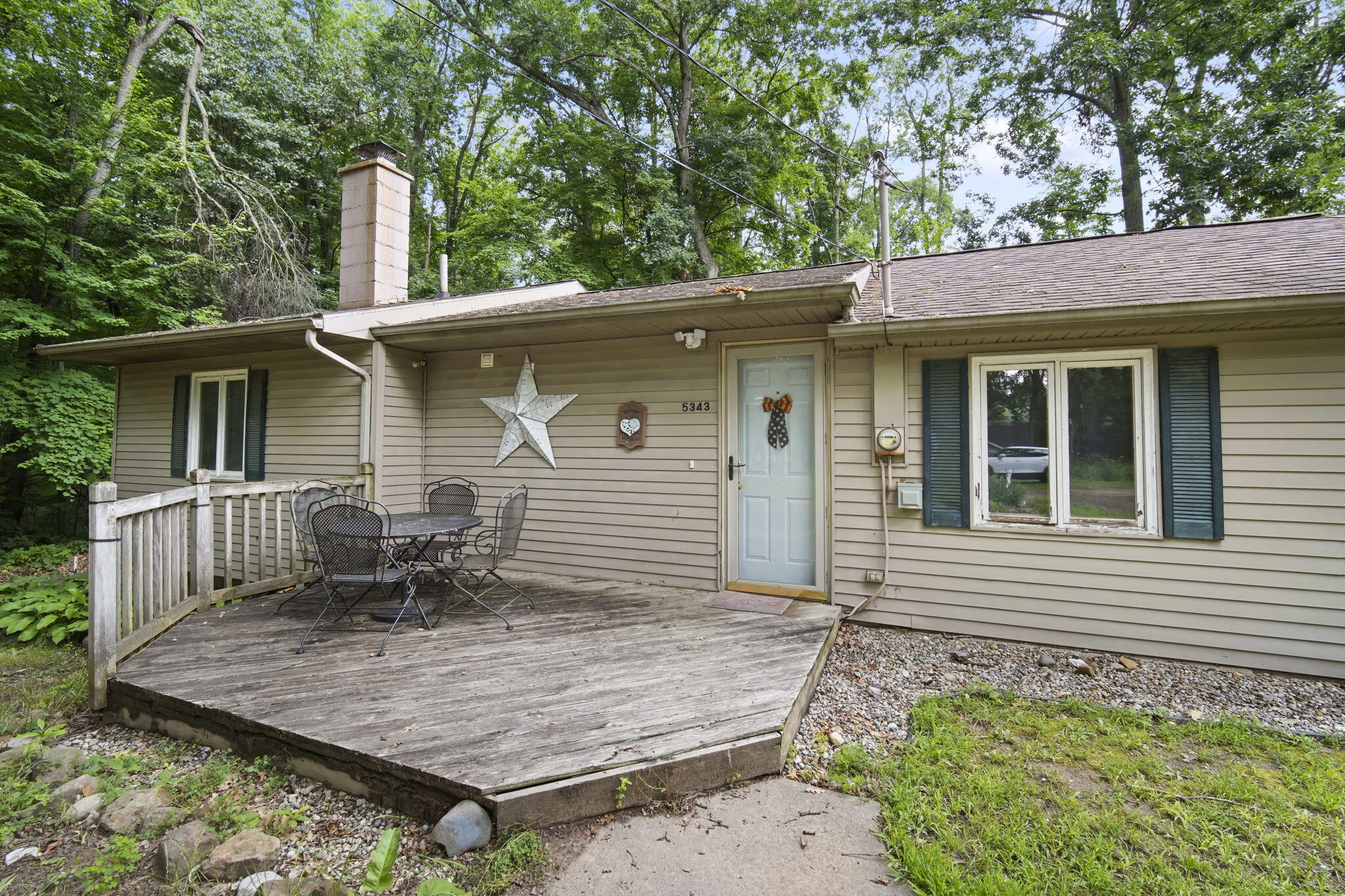 5343 Ann Arbor Road Jackson, MI 49201 - Photo 2 of 53 2