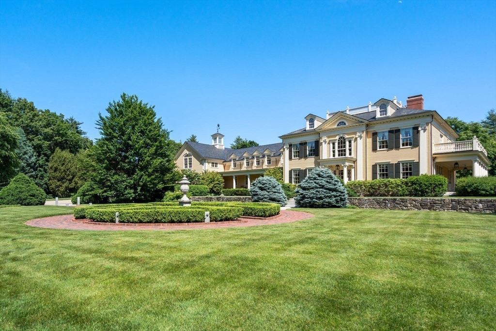 495 Hugh Cargill Road Concord, MA 01742 - Photo 2 of 42