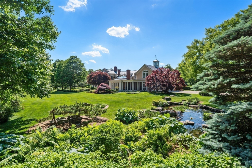 495 Hugh Cargill Road Concord, MA 01742 - Photo 6 of 42