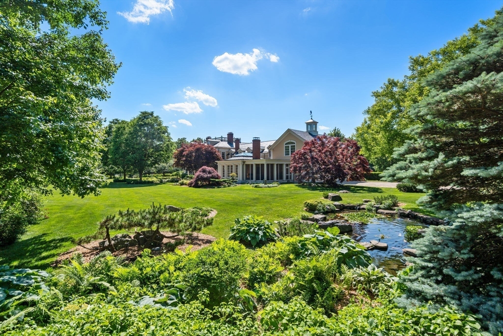 495 Hugh Cargill Road Concord, MA 01742 - Photo 9 of 42