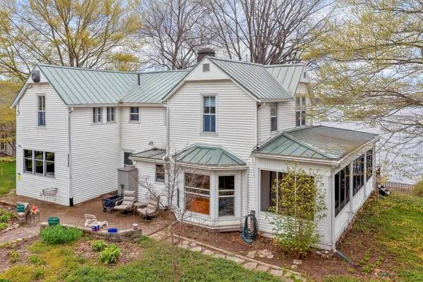 $3,750,000 | 61305 Crooked Creek Road, Cassopolis, MI 49031