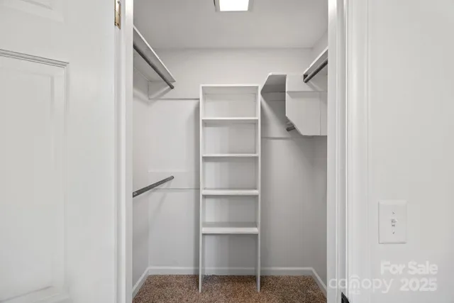 $679,000 | 1622 Piccadilly Drive, Charlotte, NC 28211