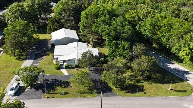 32 Ledgestone Road Shell Knob, MO 65747 - Photo 6 of 54 dji_fly_20260507_091030_0003_17781638358