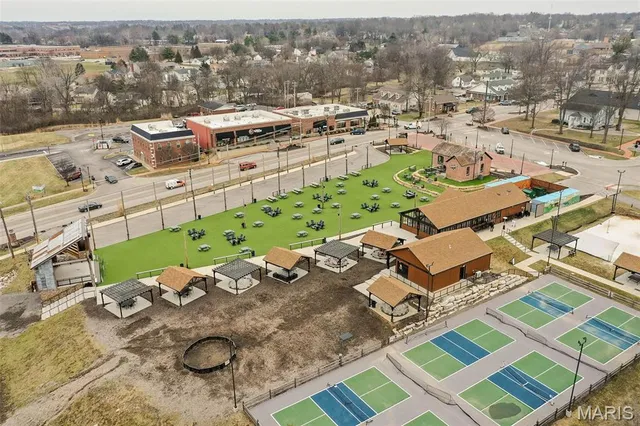 $399,900 | 1313 Commons Circle, Cottleville, MO 63304