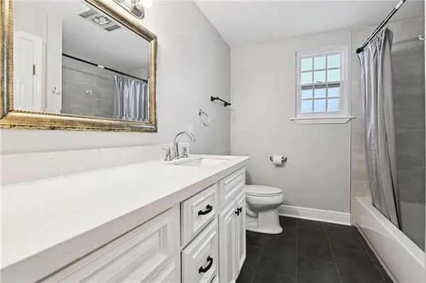 $2,500 | 730 Angela Street, Arabi, LA 70032