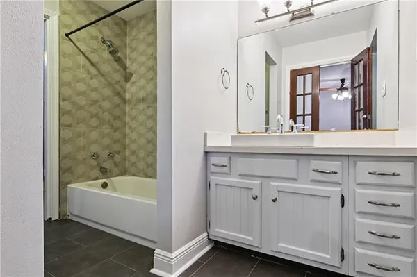 $2,500 | 730 Angela Street, Arabi, LA 70032