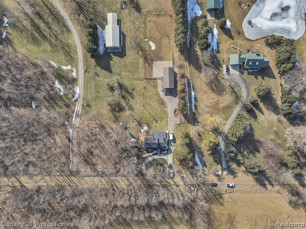 5340 Bishop Road Dryden, MI 48428 - Photo 77 of 82 87-5340-Bishop-Rd-WindowStill-Real-Estate-Photography-87.jpg