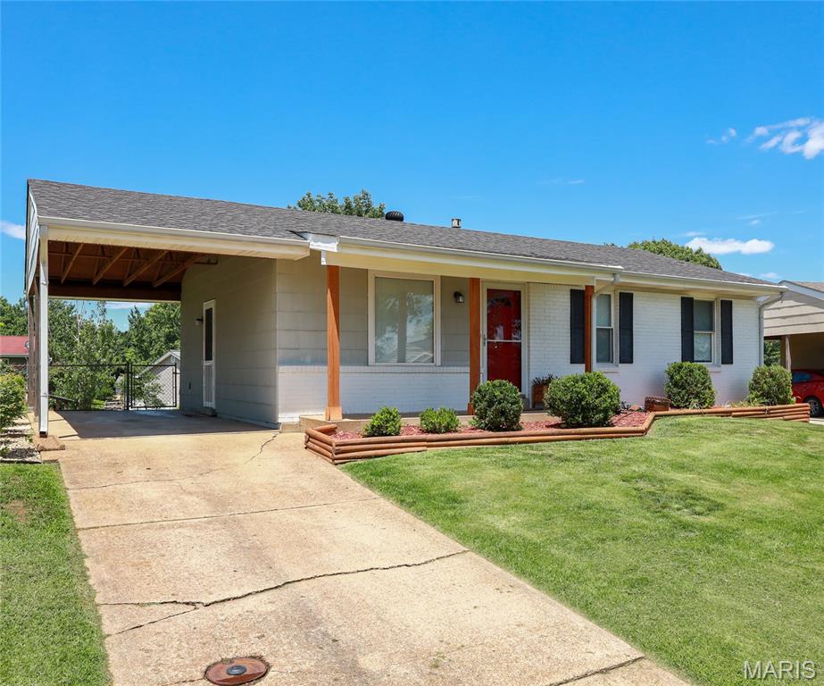 2305 Chelsea Court High Ridge, MO 63049 - Photo 2 of 12