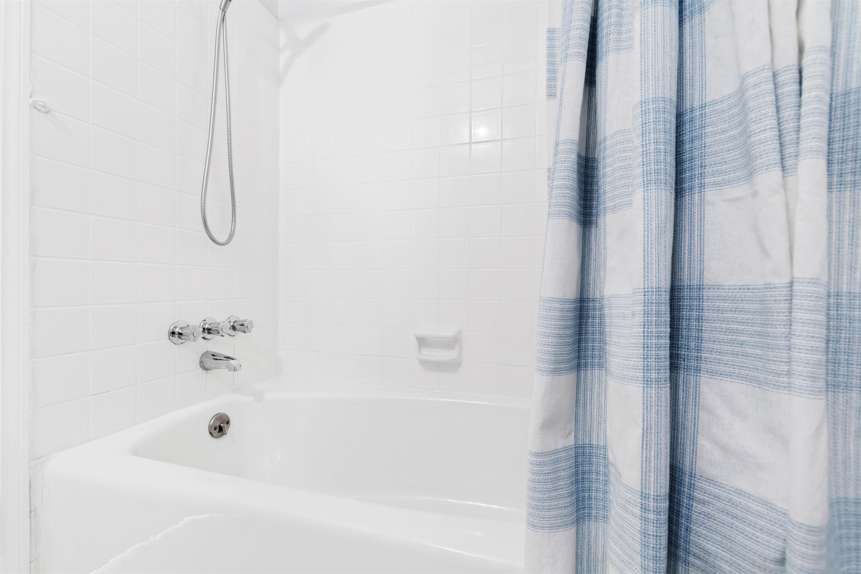 1501 St Albans Drive Raleigh, NC 27609 - Photo 13 of 23 Photo 13