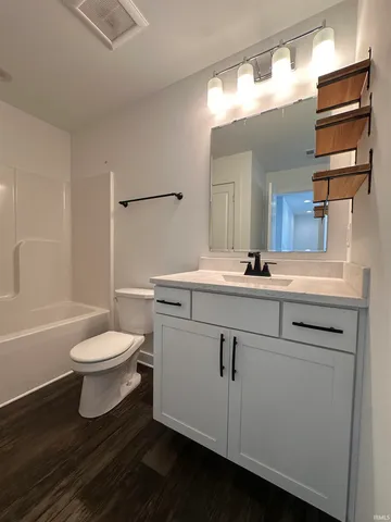 $2,500 | 5700 Baywater Drive, Newburgh, IN 47630