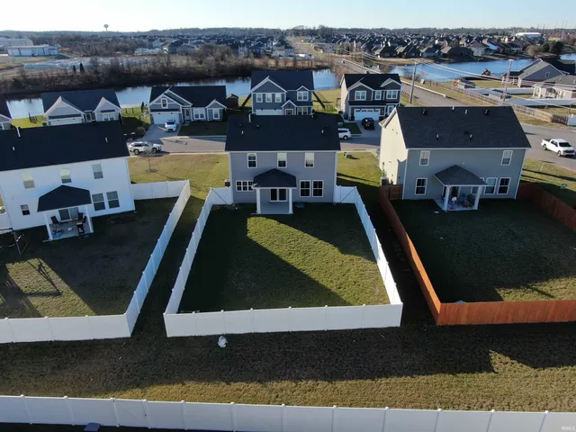 $2,500 | 5700 Baywater Drive, Newburgh, IN 47630