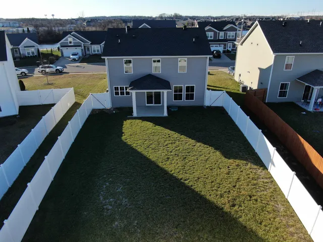 $2,500 | 5700 Baywater Drive, Newburgh, IN 47630