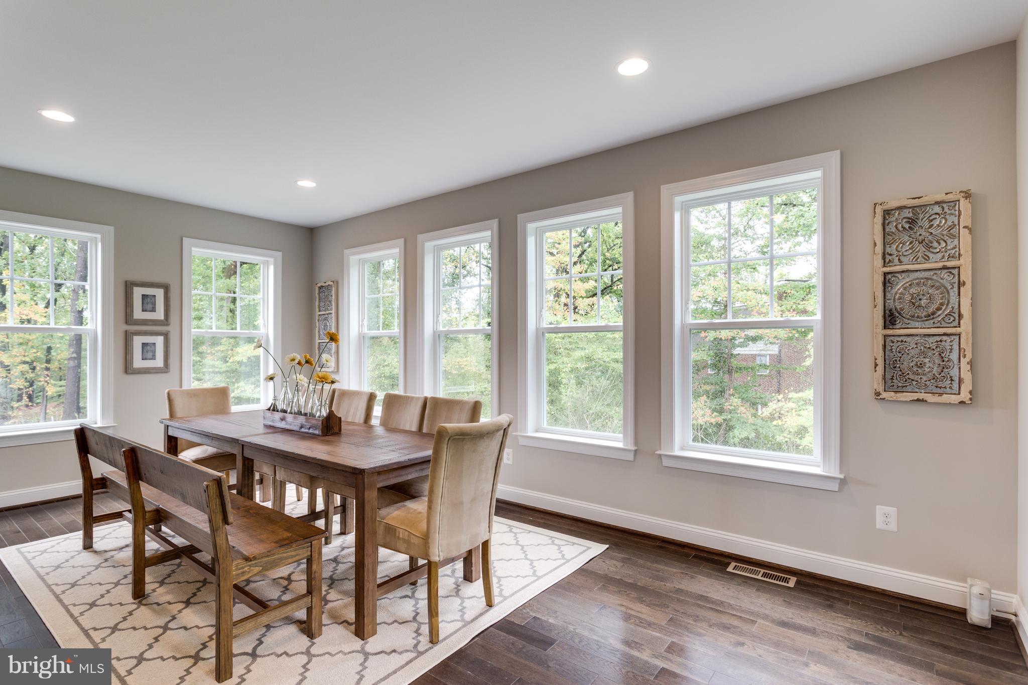 2557 Rambling Road Vienna, VA 22181 - Photo 14 of 29 Dining Room