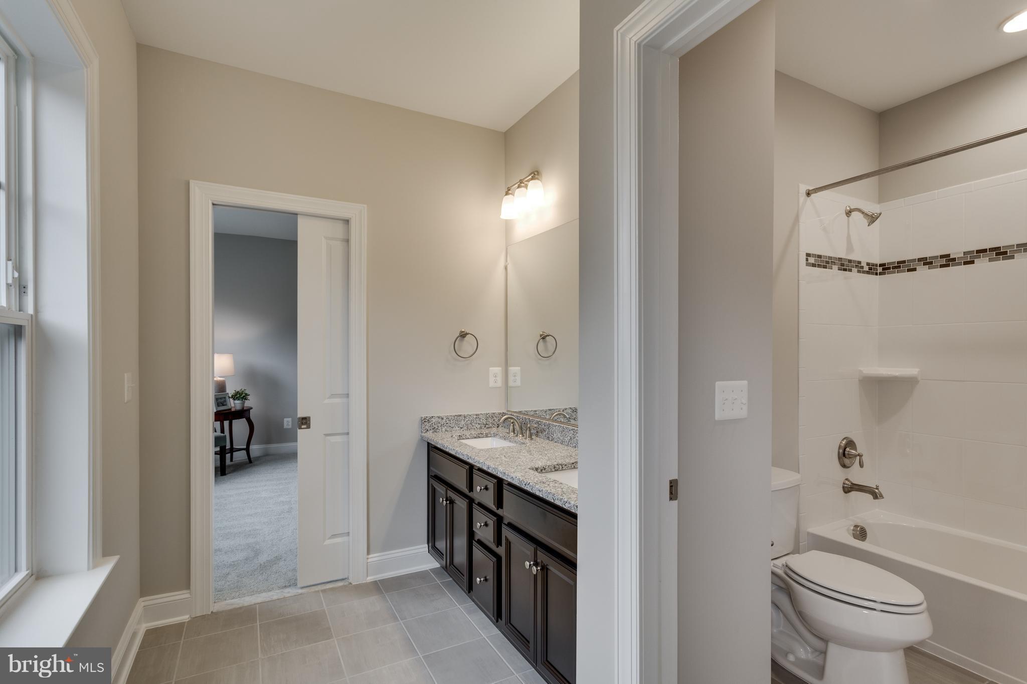 2557 Rambling Road Vienna, VA 22181 - Photo 23 of 29 Bath