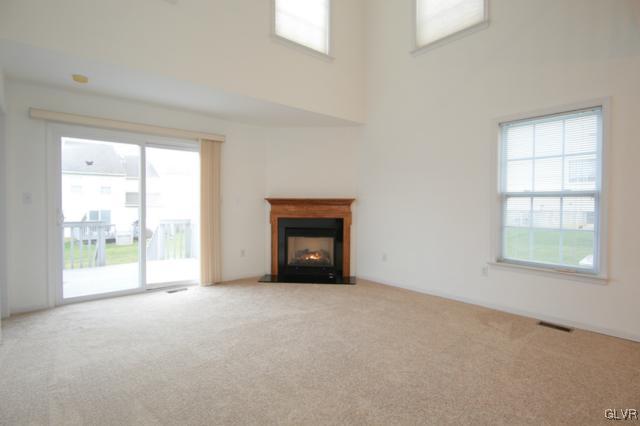 4162 Walter Road Bethlehem, PA 18020 - Photo 17 of 35 an empty room with windows