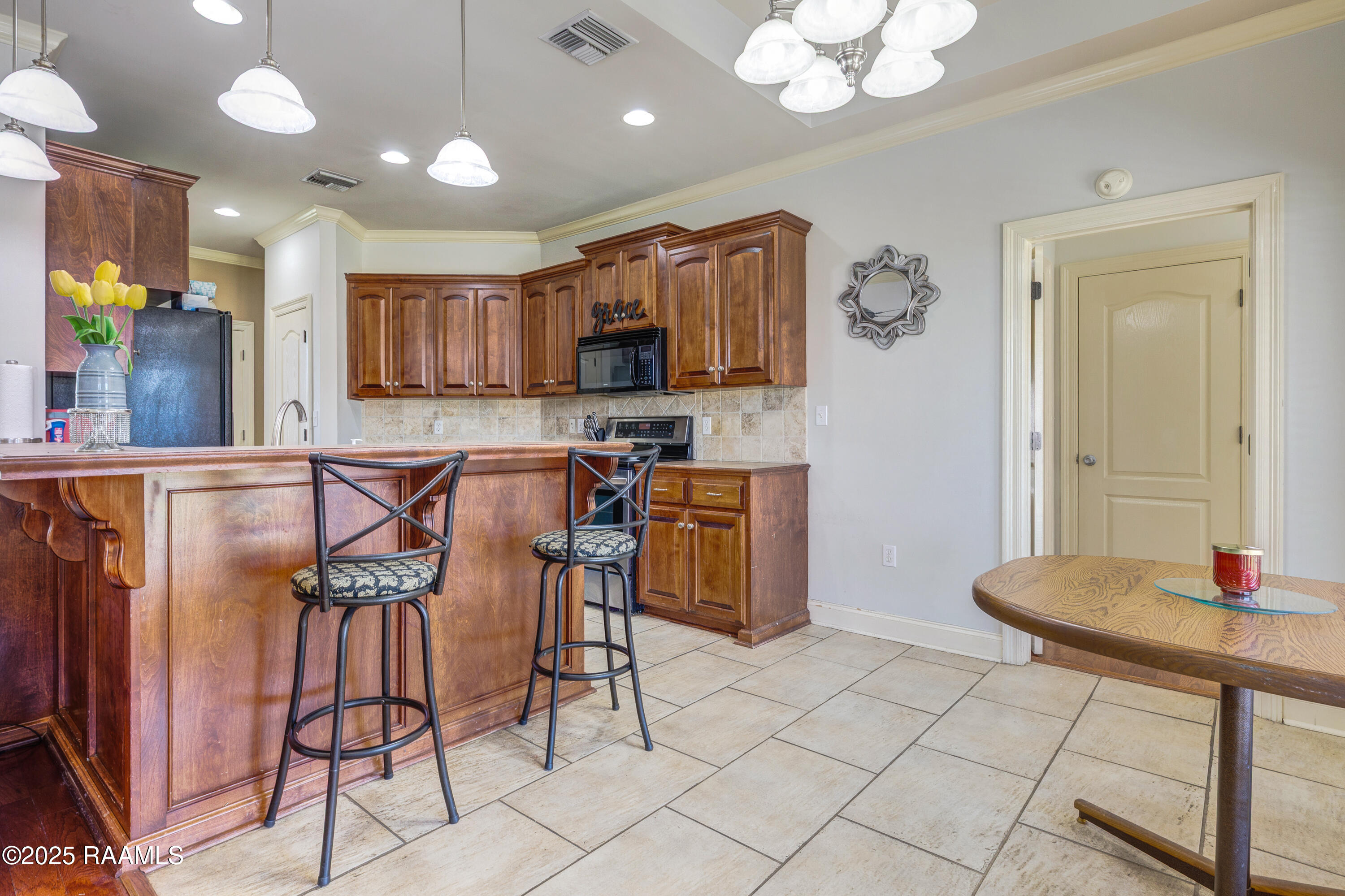 2402 Terre Ruelle New Iberia, LA 70563 - Photo 11 of 26 2402 Terre Ruelle New Iberia-11