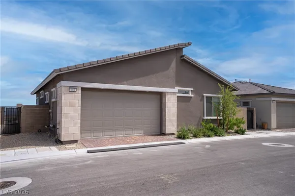 $3,000 | 904 Kings Clf Lane, Las Vegas, NV 89138