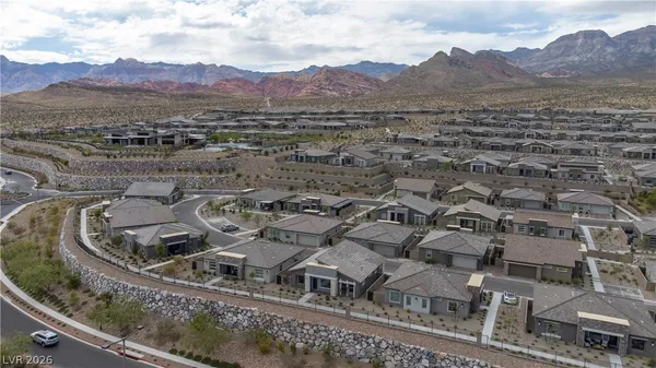 $3,000 | 904 Kings Clf Lane, Las Vegas, NV 89138