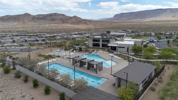 $3,000 | 904 Kings Clf Lane, Las Vegas, NV 89138