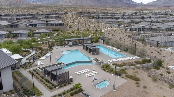 $3,000 | 904 Kings Clf Lane, Las Vegas, NV 89138