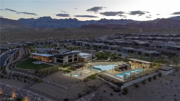 $3,000 | 904 Kings Clf Lane, Las Vegas, NV 89138