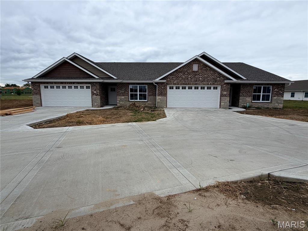 621 Rhapsody Lane Troy, IL 62294 - Photo 3 of 30 Gallery Image 3