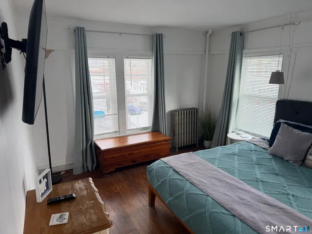 $2,100 | 246 Ledyard Street, New London, CT 06320