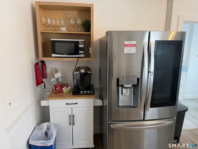 $2,100 | 246 Ledyard Street, New London, CT 06320