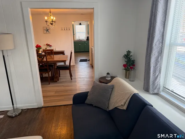 $2,100 | 246 Ledyard Street, New London, CT 06320