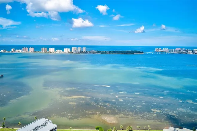 $389,000 | 220 Belleview Boulevard, Unit 802, Belleair, FL 33756