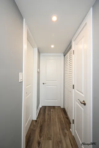 $2,100 | 9381 Bay Colony Drive, Unit 3S, Des Plaines, IL 60016