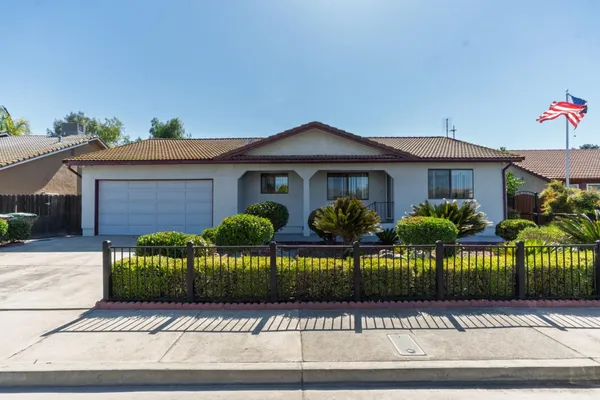 $480,000 | 2115 South 11th Street, Los Banos, CA 93635