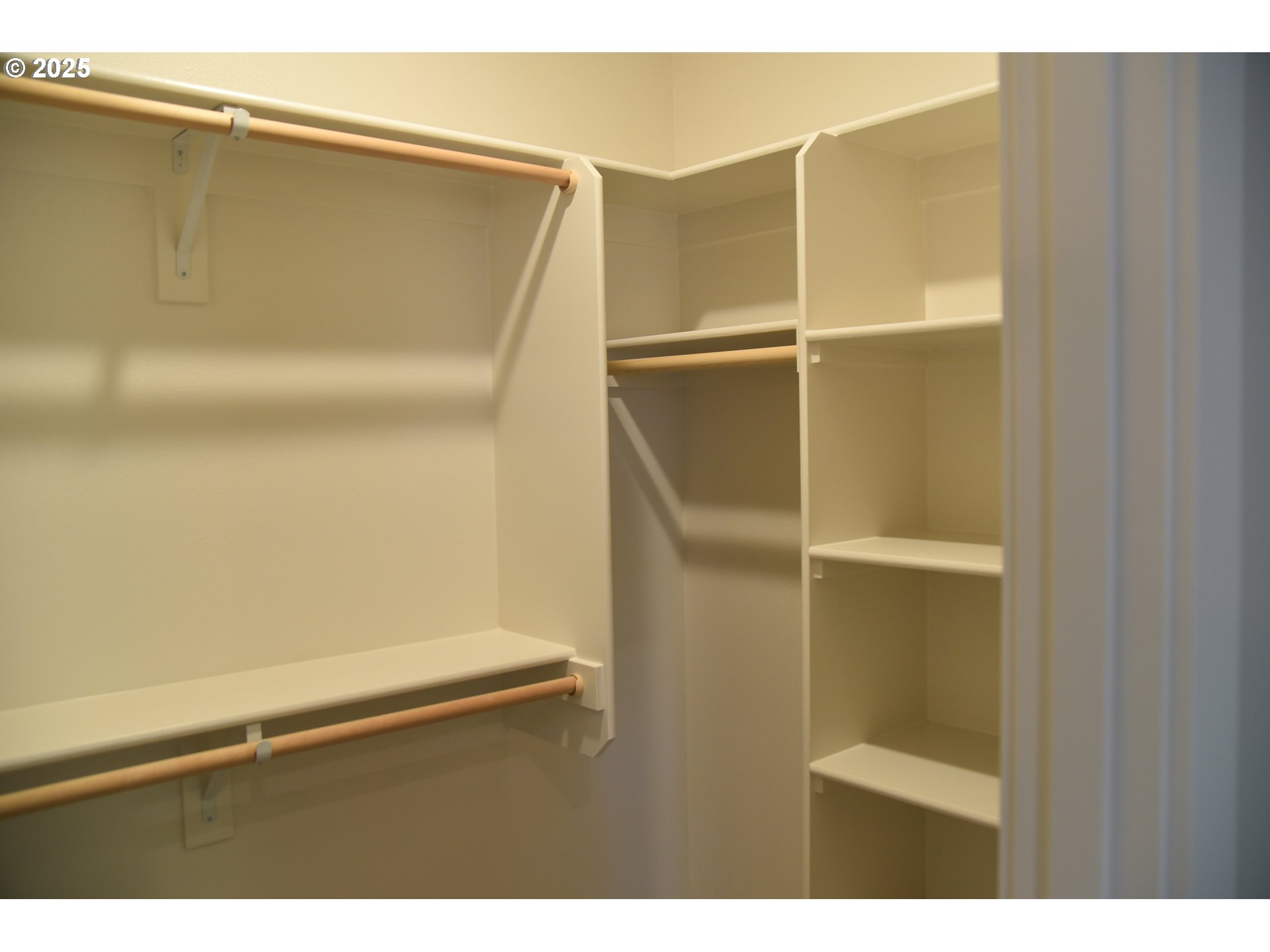 855 Oakleaf Way Silverton, OR 97381 - Photo 9 of 11