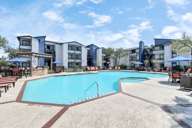 $899 | 2701 West Bellfort Avenue, Unit 1004, Houston, TX 77054