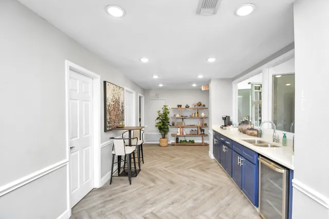 $899 | 2701 West Bellfort Avenue, Unit 1004, Houston, TX 77054