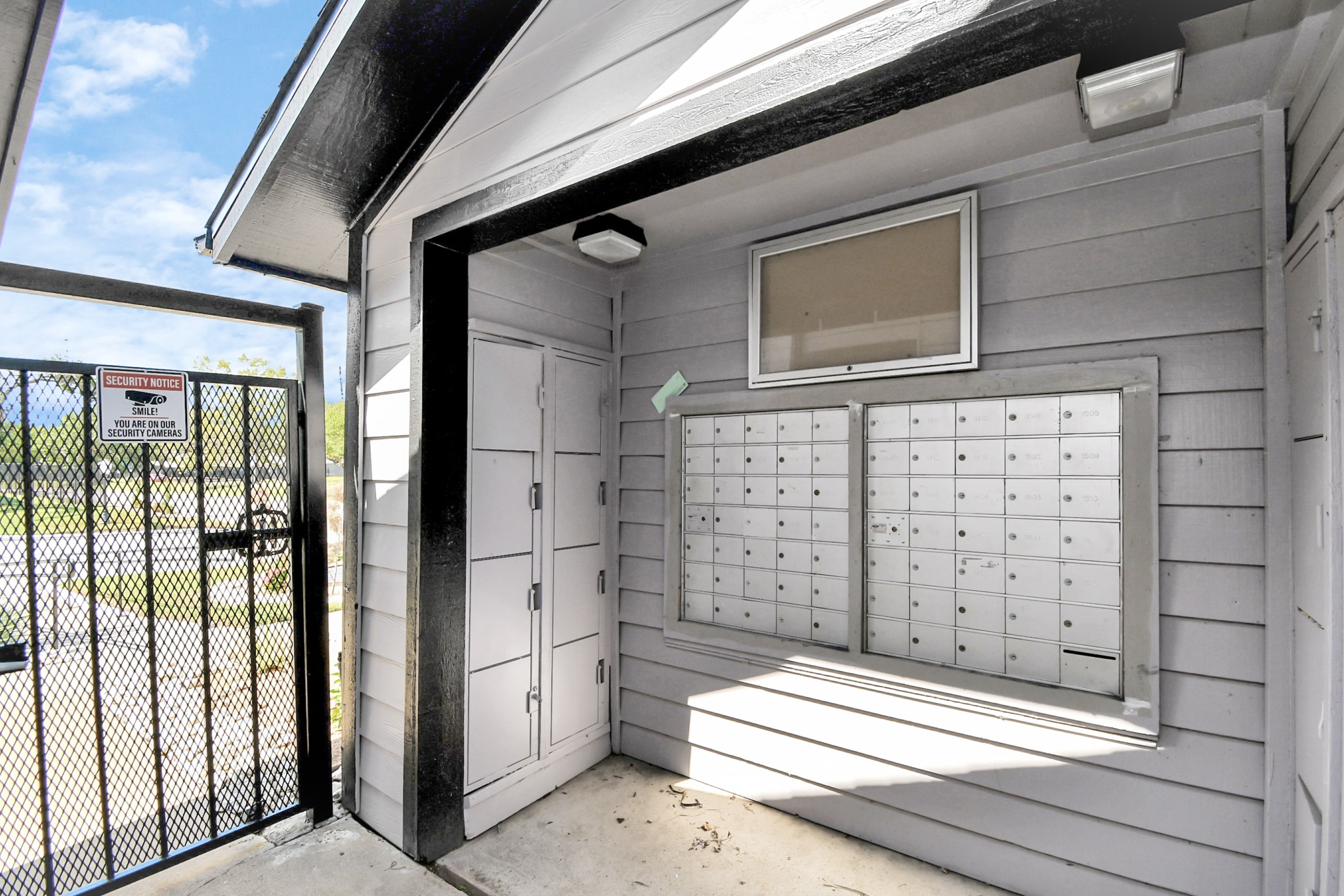 2701 West Bellfort Avenue, Unit 1004 Houston, TX 77054 - Photo 36 of 44 Communal mailbox area