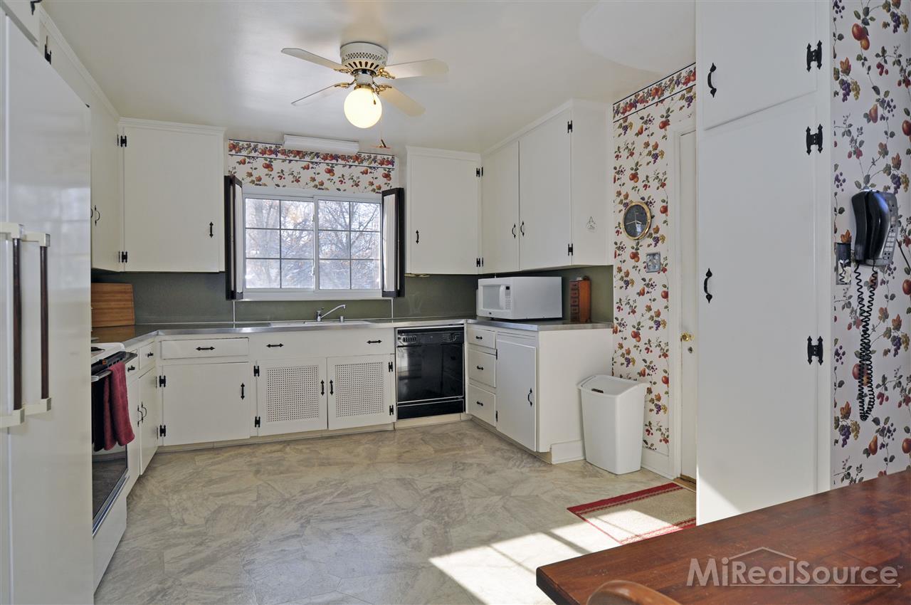 782 Westchester Road Grosse Pointe Park, MI 48230 - Photo 20 of 40